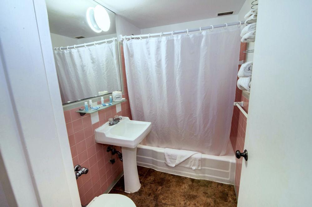 Lorraine Hotel 3*